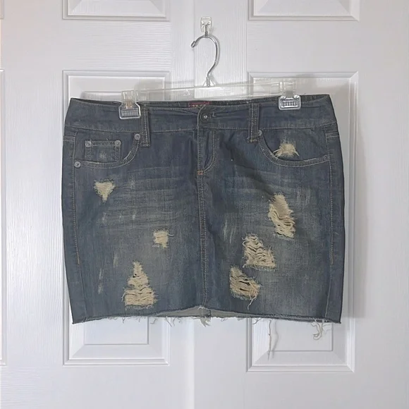 Torrid Denim Skirt, size 14, distressed, 17in top to bottom - Picture 1 of 3